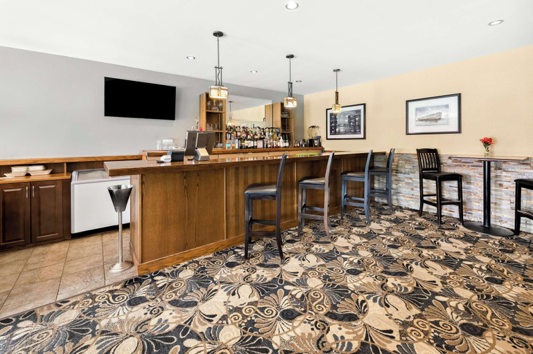 Food & Drinks 5, Best Western Plus Nor'wester Hotel & Conference Centre, Thunder Bay