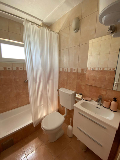 Bathroom 2, Apartmani Dasa Tucepi, Tučepi