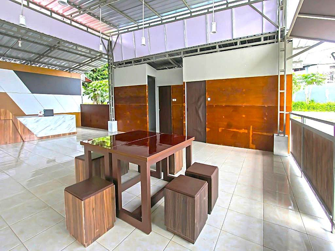 Others 4, DJ Home Stay, Lombok