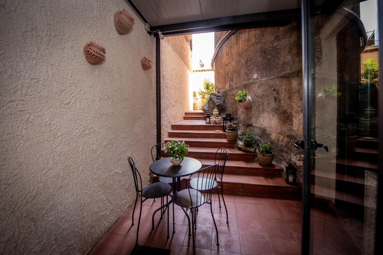 Balcony/terrace 4, Giuseppe Verdi Luxury Apartments Catania Centro, Catania