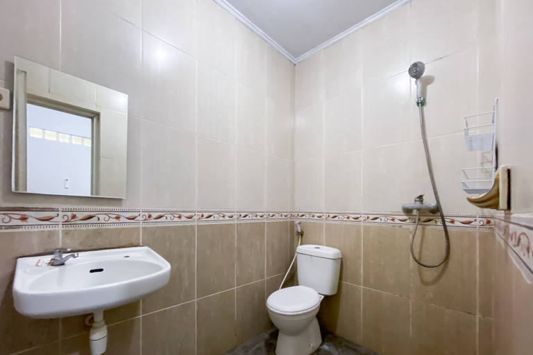 Bathroom 3, Budi Residence II RedPartner, Cikarang