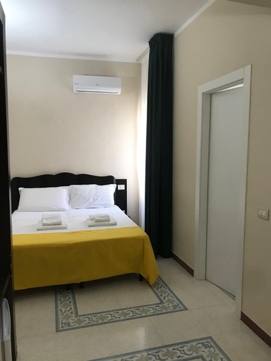 Bedroom 3, JAYRO', Lecce