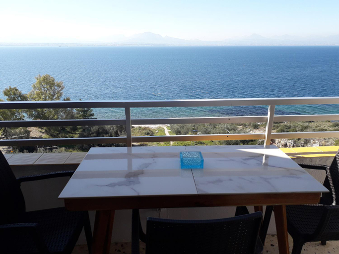 Others 2, Atlas Apartment with Private Beach and SeaView, Peloponnese