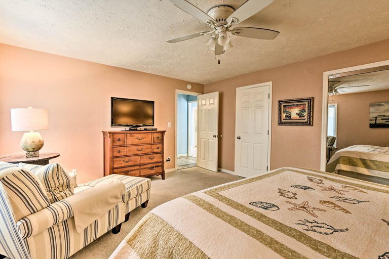 Others 3, Resort Pool & Golf: Palmetto Dunes Beach Villa, Beaufort