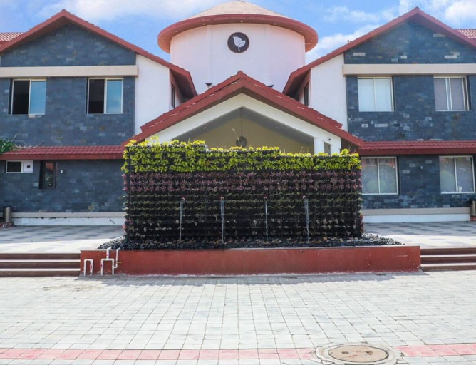 Lobby 2, Prabhu Farms & Resorts By King's Kraft, Surendranagar