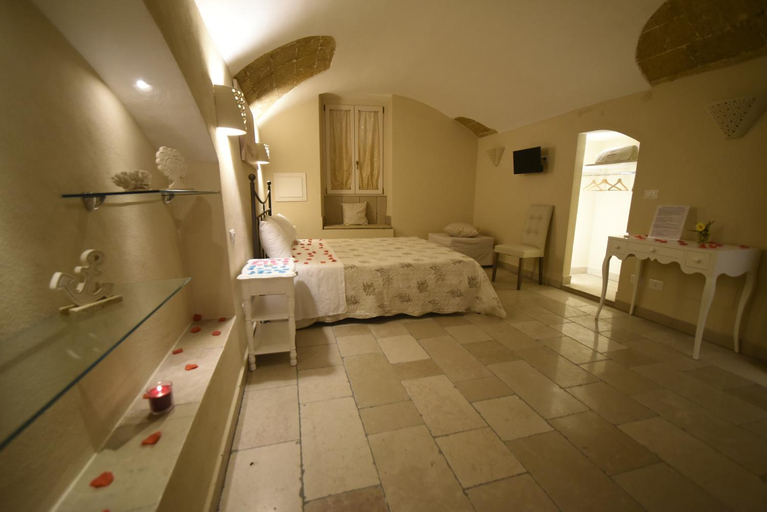 Others 3, B&B Corte Cantalupi, Lecce