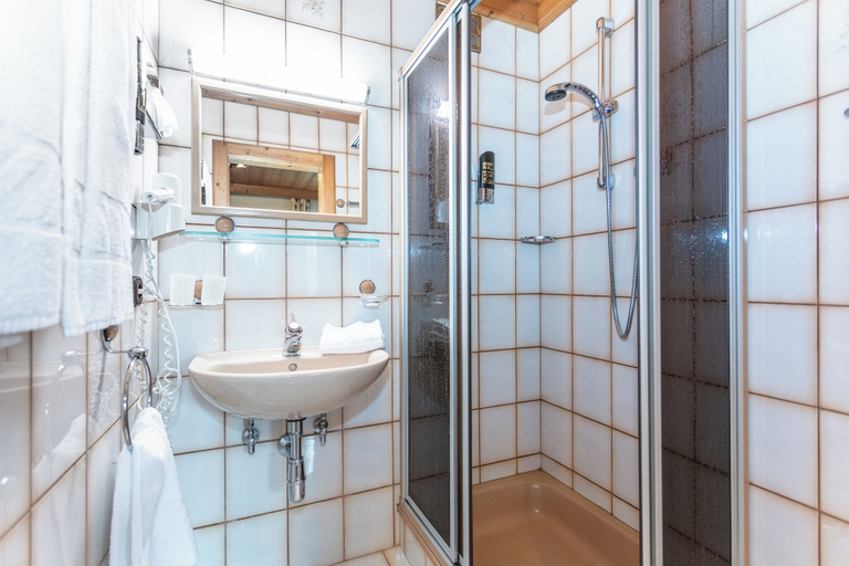 Bathroom 4, Landhaus Rohregger, Zell am See