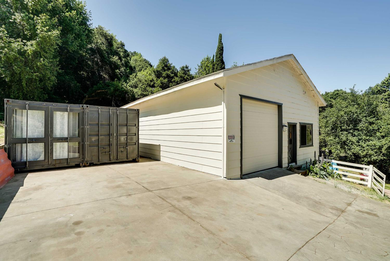 Unique Castro Valley House 30 Mi to San Fran!, Alameda