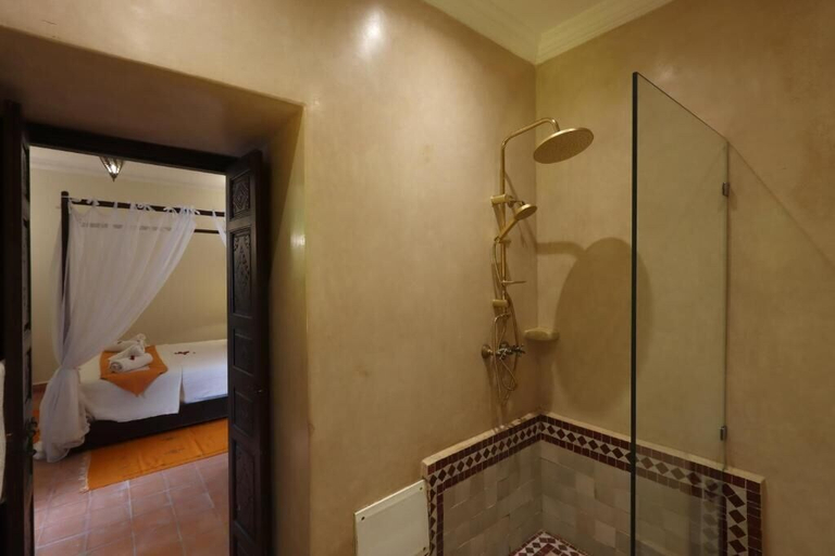 Bathroom 2, RIAD 22 L'ETOIL D'ORIENT, Marrakech