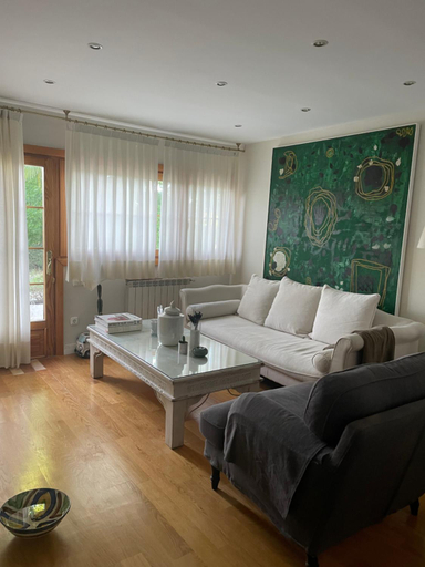 Others 5, Esplendido dormitorio en Suite, Madrid