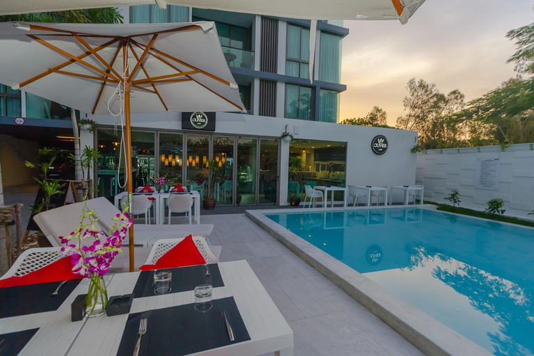 Food & Drinks 3, Comfy 2-BR apartment in Oceanstone condo, BangTao Beach, Phuket Island