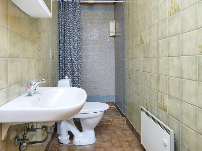 Bathroom 3, 10 Person Holiday Home in Harboore, Lemvig