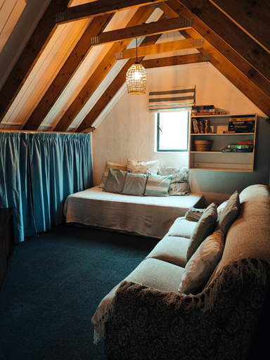 Bedroom 2, Highbourne Cottages, Uthukela
