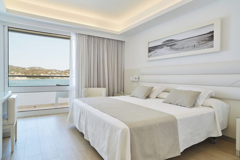 Bedroom 3, Argos Hotel, Baleares