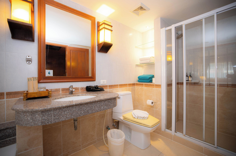 Bathroom 6