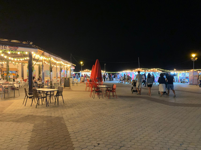 Food & Drinks 4, Residencial Macarena, Huelva