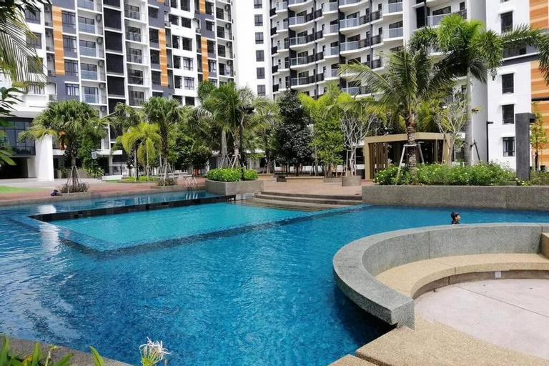 Exterior & Views 1, Casa Raudhah @ Timurbay Seafront Residence, Kuantan