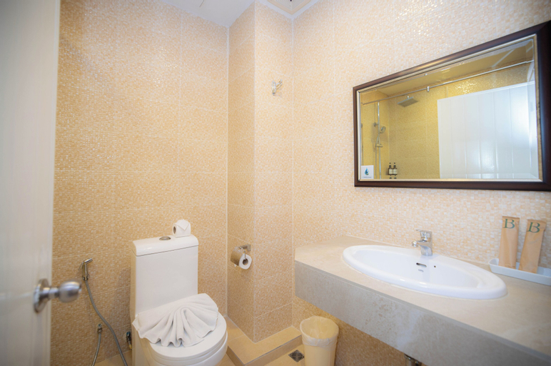 Bathroom 5
