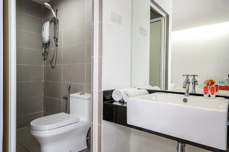 Bathroom 3