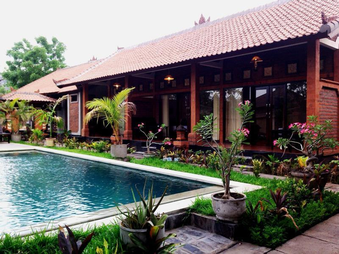 Swimming Pool 2