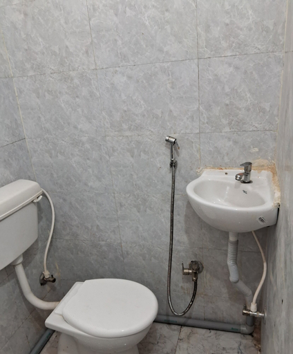 Bathroom 2, Hotel Jalsa, Patna
