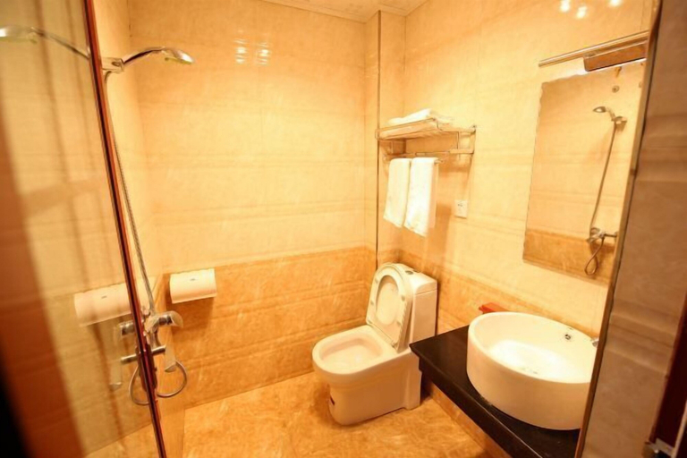 Bathroom 4, Yaoyao Farm Stay, Jingdezhen