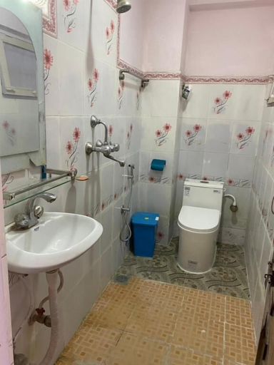 Bathroom 3, Himalayan Vacation Home, Bagmati