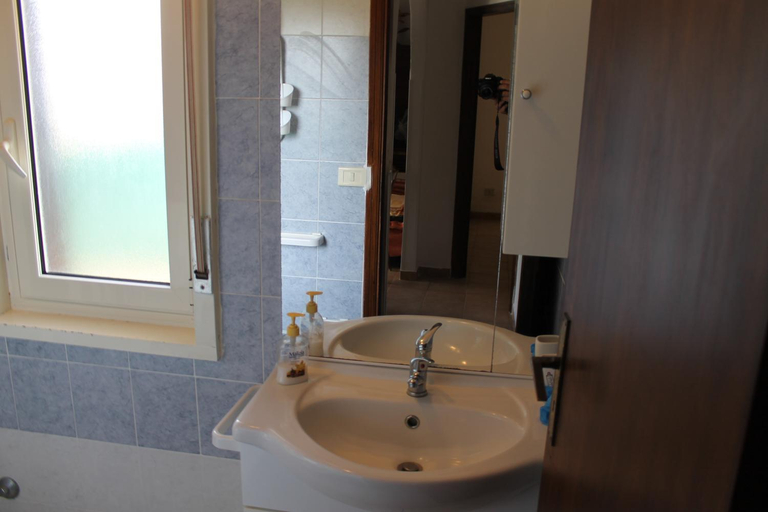Bathroom 3, Appartamenti Alessandro, Syracuse