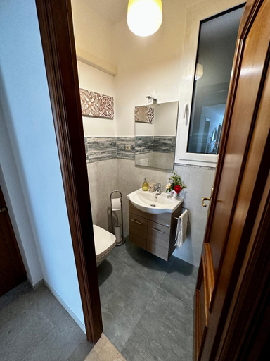 Bedroom 3, La Casa dei Due Aranci, Savona