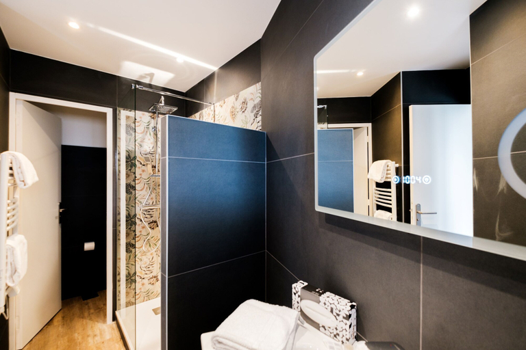 Bathroom 3, Anglade Hôtel, Var