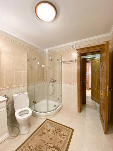 Bathroom 3, Петрос Family Hotel, Nadvirnians'kyi