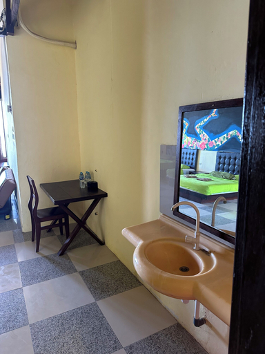 Bathroom 5, MooiPark, Sorong