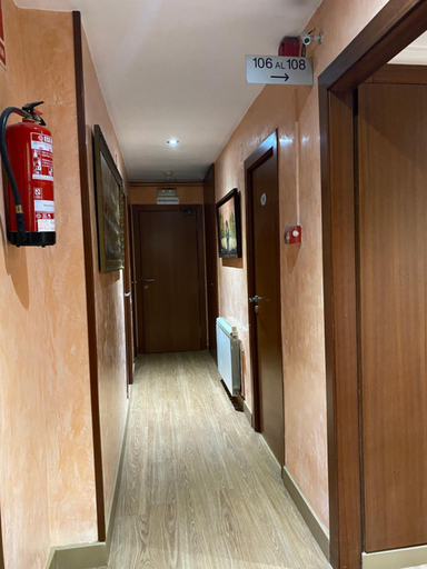 Others 5, HOSTAL GALICIA CARDEDEU, Barcelona