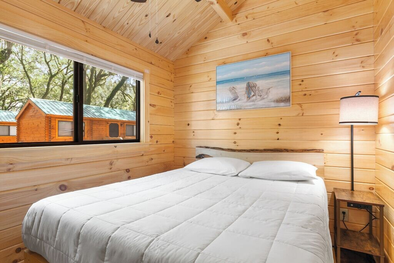 Bedroom 2, Happy Travelers RV Resort, Hillsborough