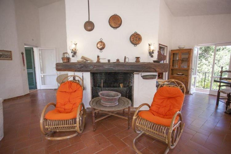 Others 4, Villa Sibilla - Goelba, Livorno