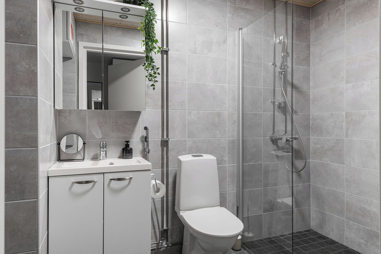Bathroom 3, Itäpuisto Loft apartments by Borg, Satakunta