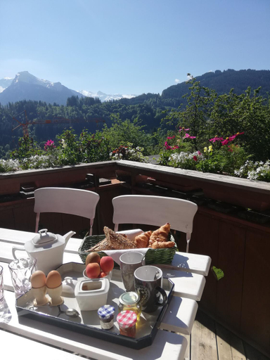 Others 3, Chambres en chalet petit dejeuner inclus, Haute-Savoie