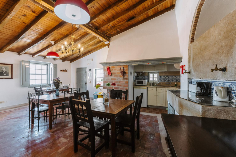 Dining Room 9
