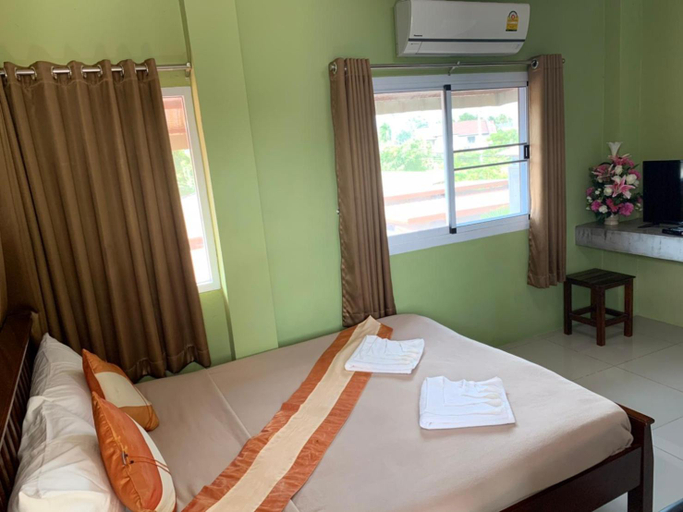 Bedroom 2, Amazon Resort, Muang Surat Thani