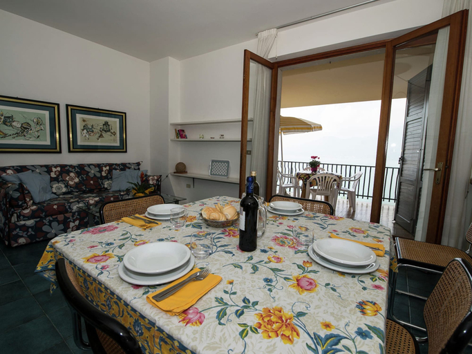 Dining 2, Belvilla by OYO Gianni Bi Due, Verona