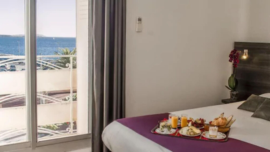 Bedroom 4, Hotel De La Baie, Var