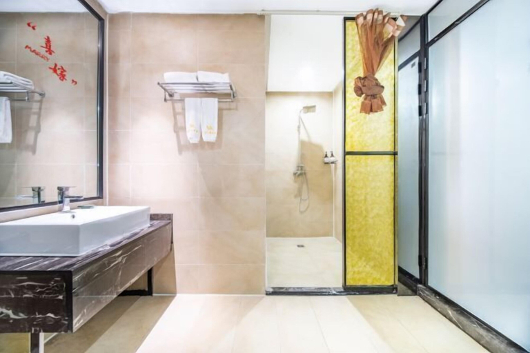 Bathroom 3, Aifeier Shishang Hotel, Zhengzhou