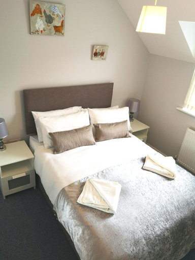 Bedroom 2, Modern House in Bournemouth town centre, Bournemouth