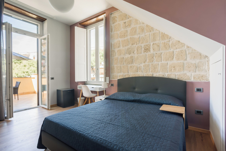 Bedroom 3, DOMUS XENIA, Napoli