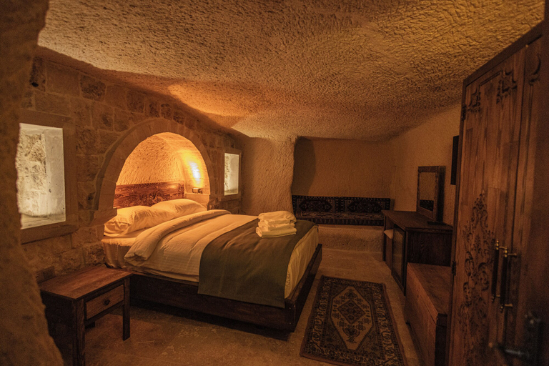 Bedroom 2, Kayaharman Cave Suites, Nevşehir