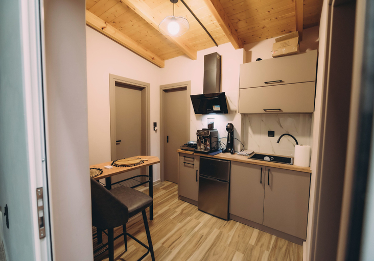 Others 5, Sirens Luxury Apartments Palouki, West Greece