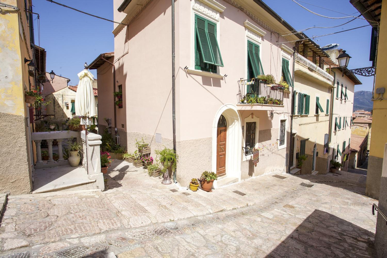 Appartamento Piazza Il Fico, Livorno