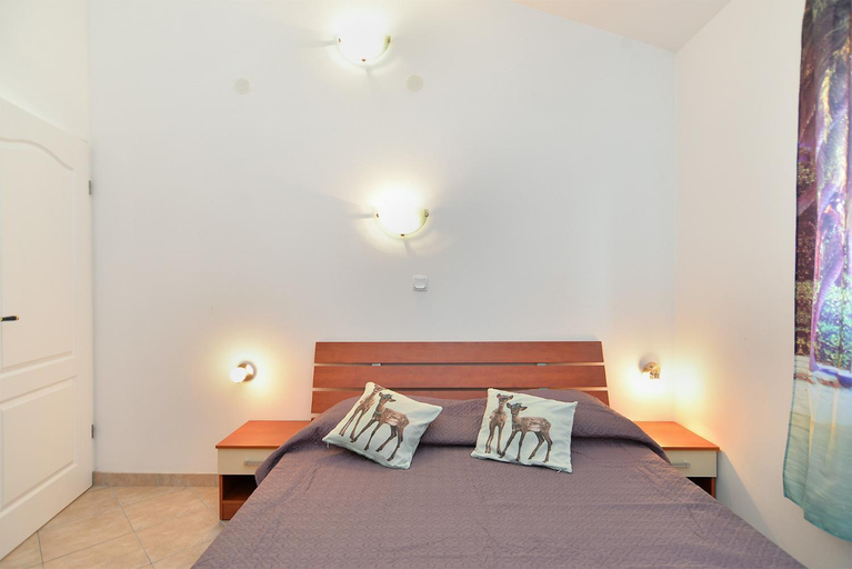 Bedroom 2, Apartment 1989, Fažana