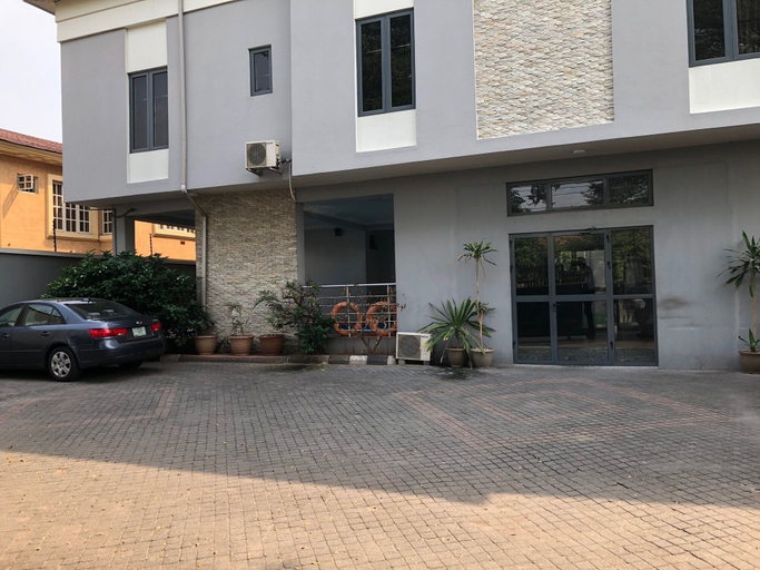 Others 4, Short-Let Apartments inLekki Phase 1, Eti-Osa