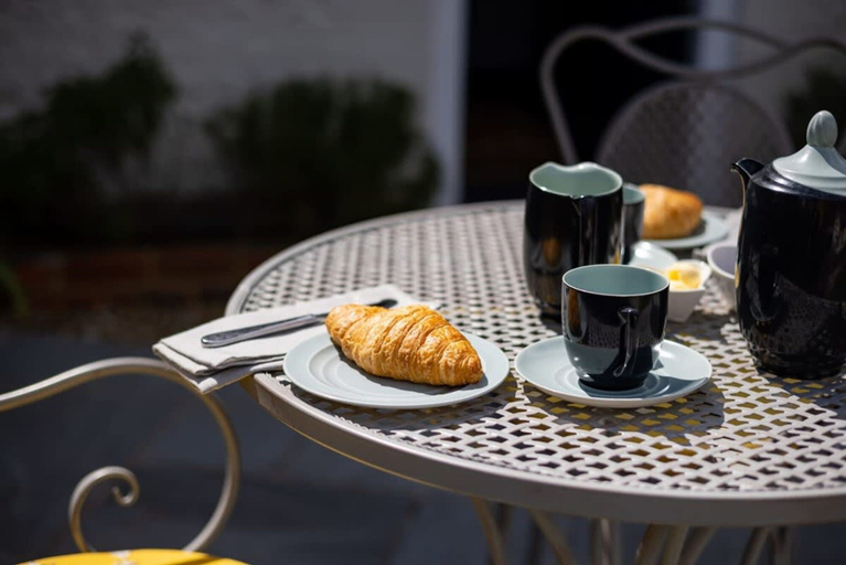 Food & Drinks, Lavender Folly - Cosy Accommodation Alresford, Hampshire